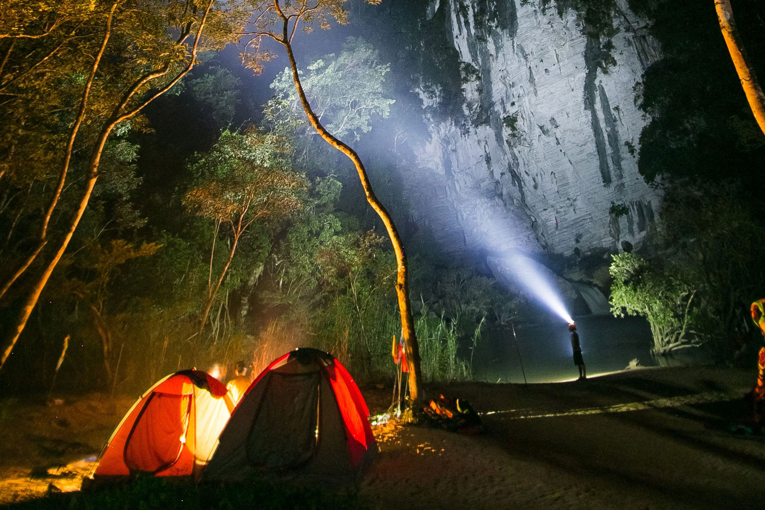 Tu Lan Caves Trek 3 Days Itinerary